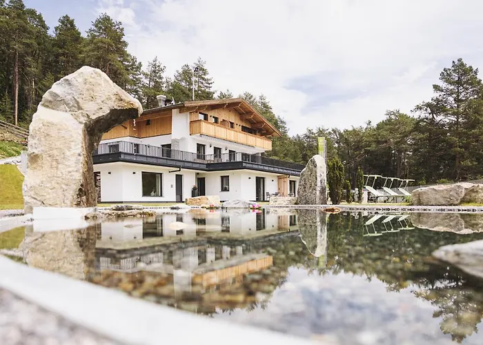 Sinnes Waldrast アパート タルレンツ