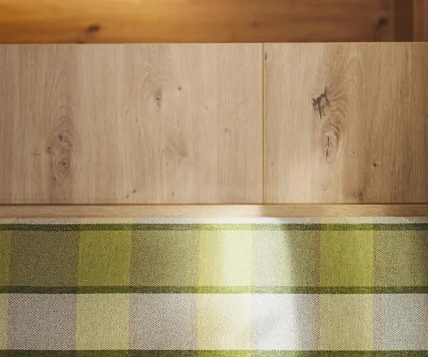 Sinnes Waldrast Διαμέρισμα Tarrenz